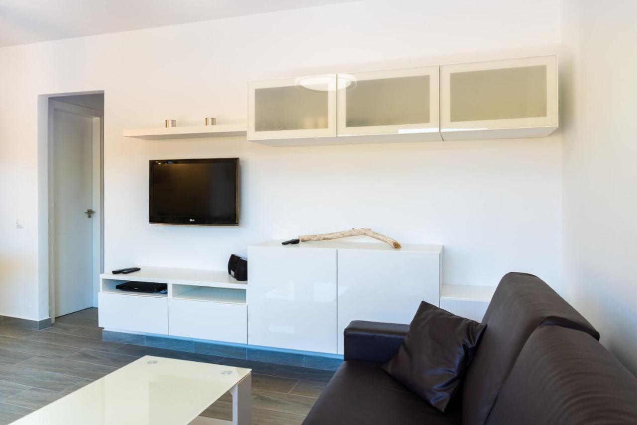 Casa Lucien - Newly Refurbished Apartment With Swimming Pool - Ideal For Couples Corralejo Bagian luar foto